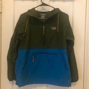 Women’s L.L. Bean Rain Jacket Quarter Zip - XS
